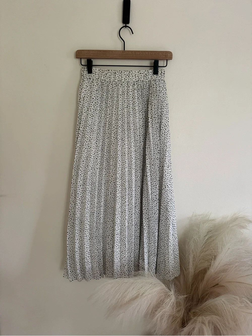 A New Day White & Black Speckled Pleated Midi Skirt XS - Picture 3 of 3